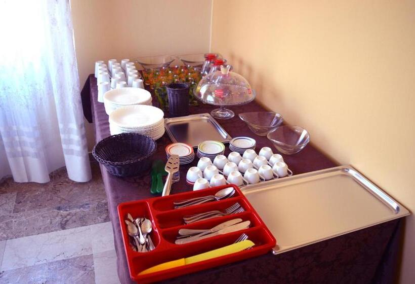 带泳池观景的豪华房, The Swan B&b