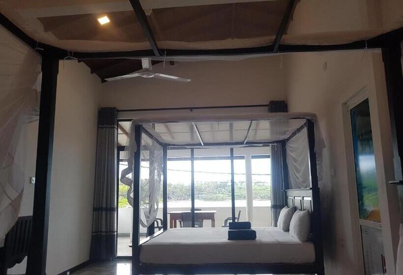 디럭스 테라스 룸 바다 전망, Sea Port Hiriketiya