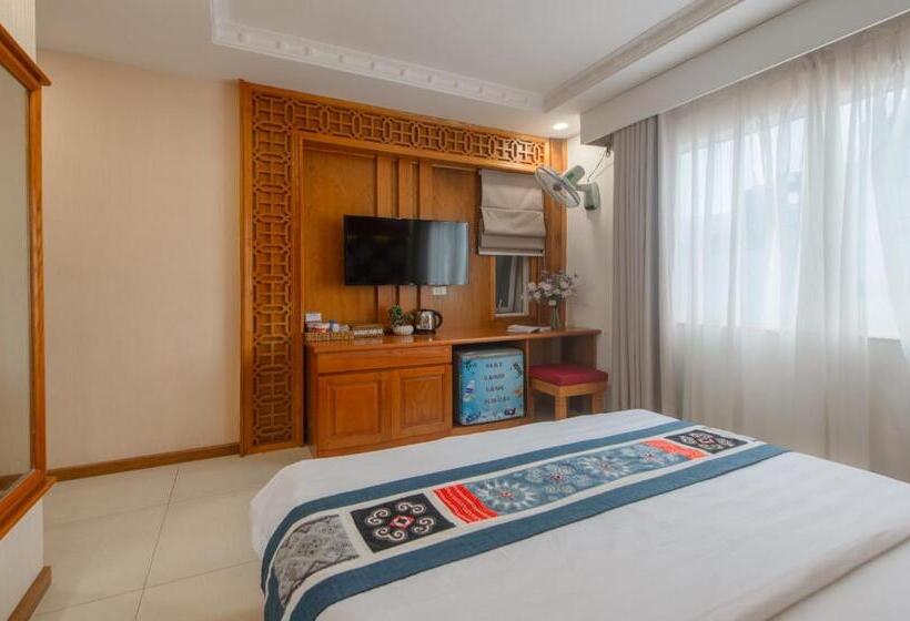 اتاق سوپریور, Anh Dao