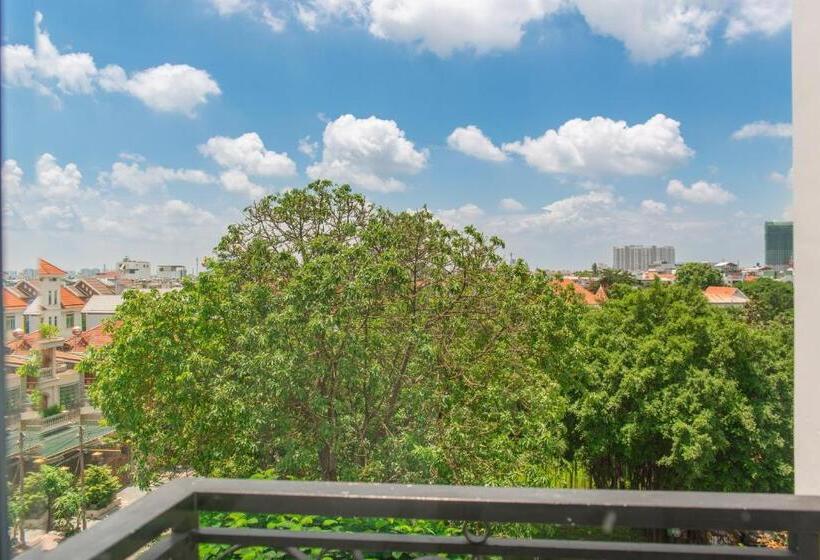 اتاق استاندارد با چشمانداز باغ, Anh Dao