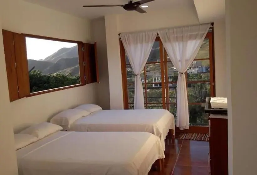コンフォートトリプルルーム, Casa Italia Guest House