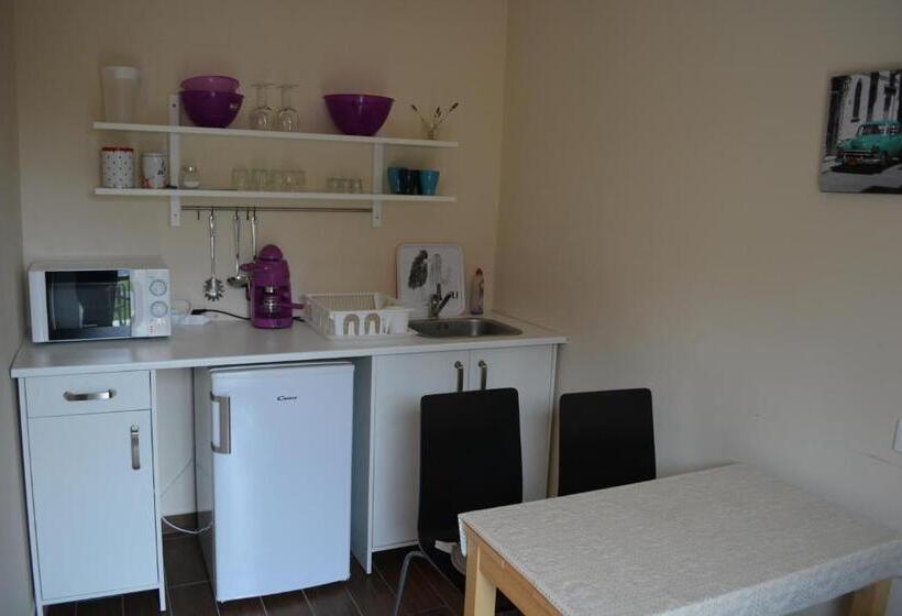 1베드룸 아파트 1층, Napsugár Vendégház