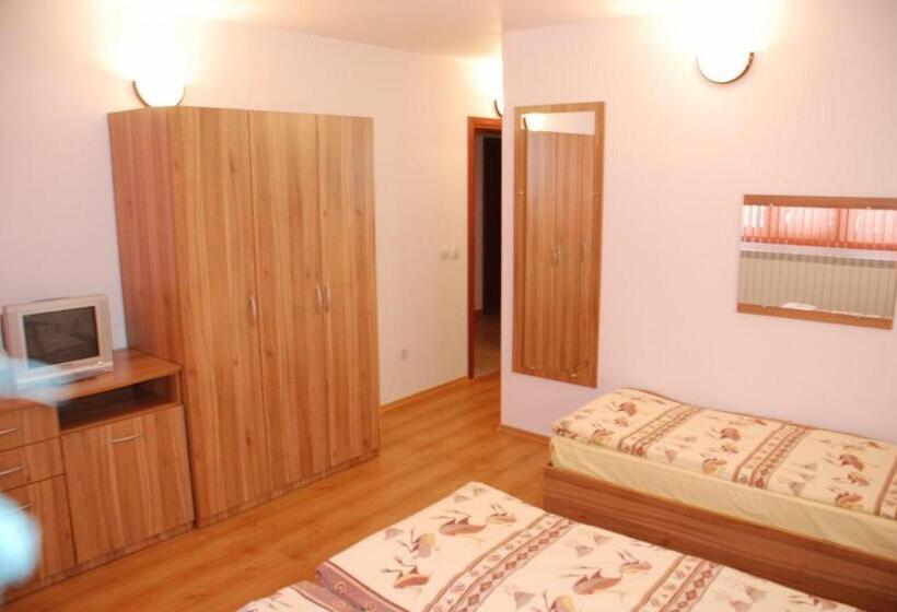 标准三人间, Vien Guest House