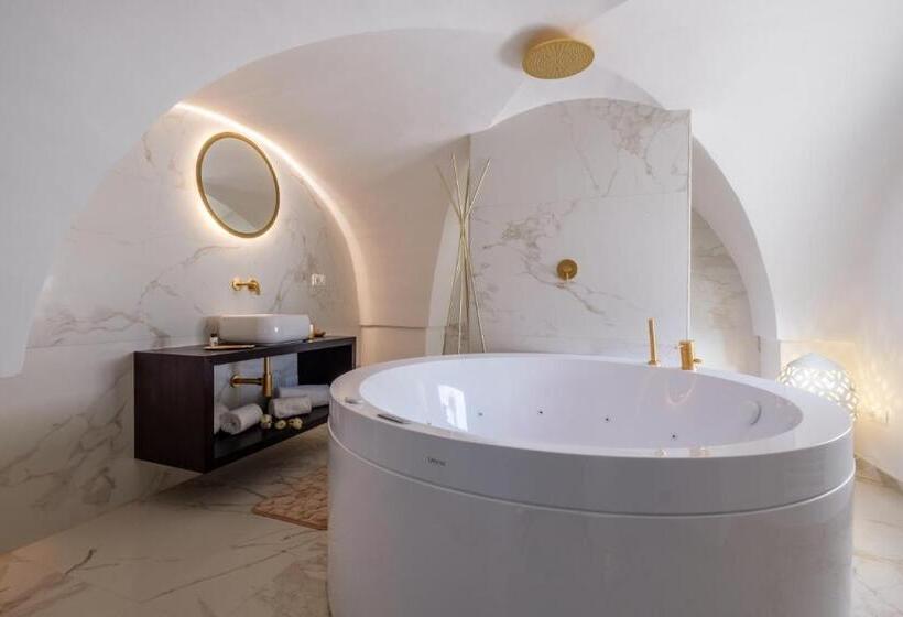 Номер Стандарт с Гидромассажем, La Bella Ostuni Suites