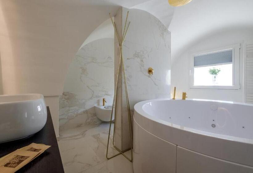 스탠다드 자쿠지 룸, La Bella Ostuni Suites