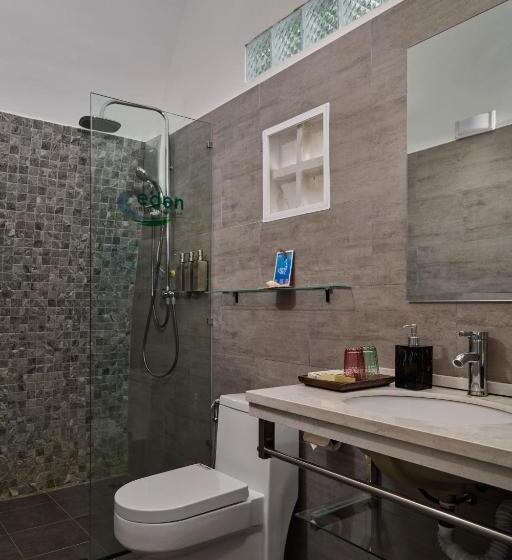 بنجلو قياسى مطلّ علي الحديقة, Eden Beach Resort By Ehm