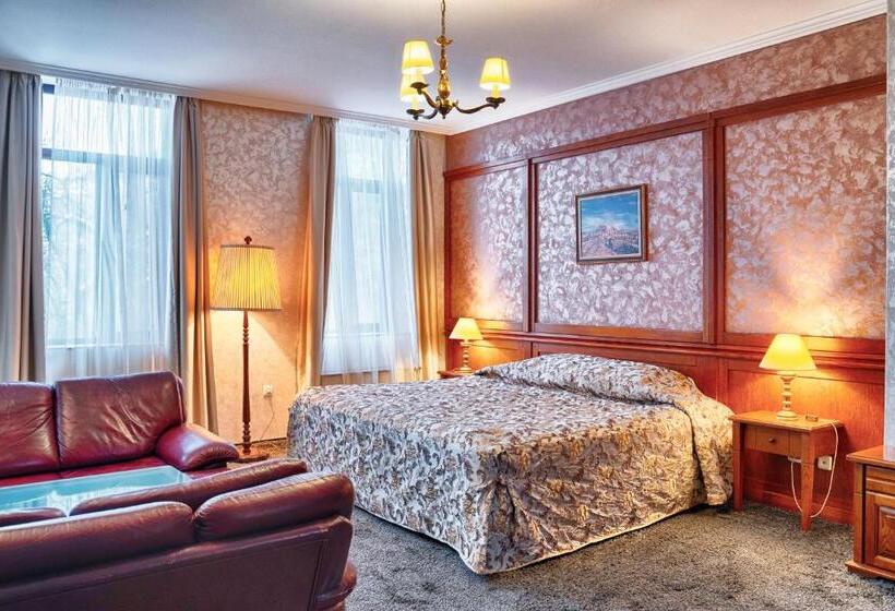 주니어 스위트, Tsarevets Design And Spa