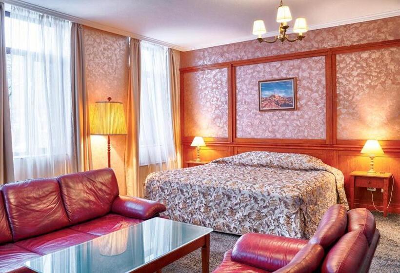 سوییت جونیور, Tsarevets Design And Spa