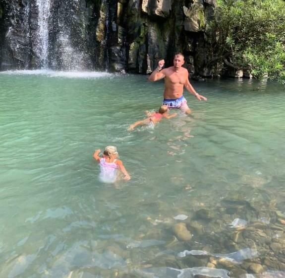 اتاق استاندارد با بالکن, Khách Sạn Nghinh Phong Beach Tuy Hòa