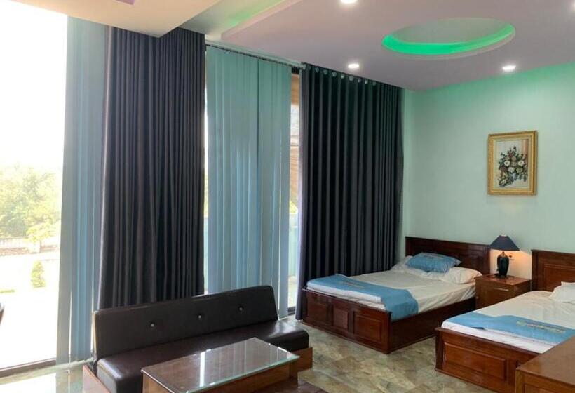 اتاق لوکس با بالکن, Khách Sạn Nghinh Phong Beach Tuy Hòa