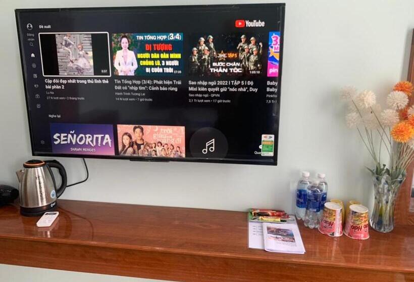 اتاق لوکس با بالکن, Khách Sạn Nghinh Phong Beach Tuy Hòa