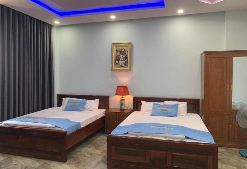 اتاق استاندارد با بالکن, Khách Sạn Nghinh Phong Beach Tuy Hòa