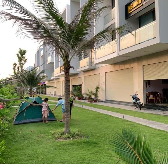 اتاق لوکس با بالکن, Khách Sạn Nghinh Phong Beach Tuy Hòa