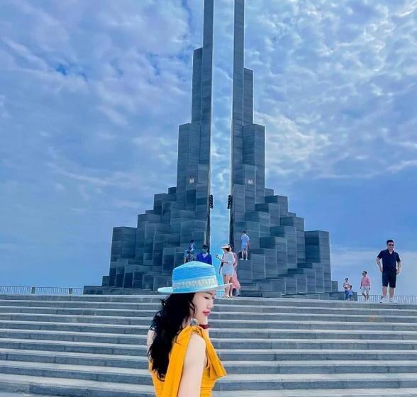 اتاق لوکس با بالکن, Khách Sạn Nghinh Phong Beach Tuy Hòa