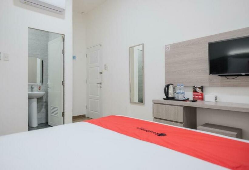 Номер Стандарт, Reddoorz Plus @ Jalan Juanda Medan