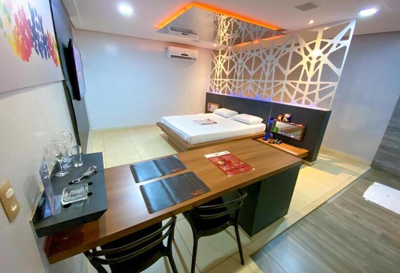 סוויטה עם ג'קוזי, Rodotel Vênus Prime