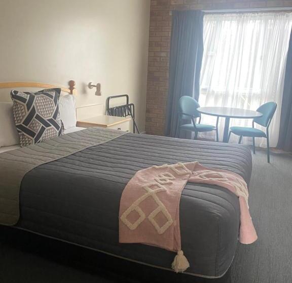 标准间, Tumbarumba Motel & Elms Restaurant