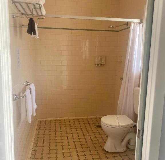 三人经典房间, Tumbarumba Motel & Elms Restaurant