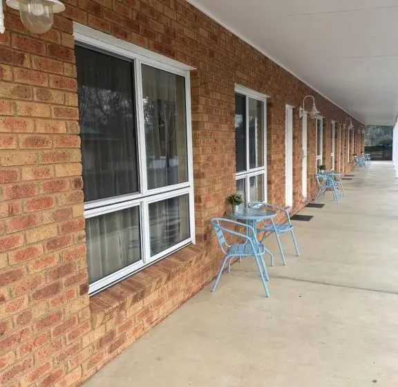 デラックスルーム, Tumbarumba Motel & Elms Restaurant