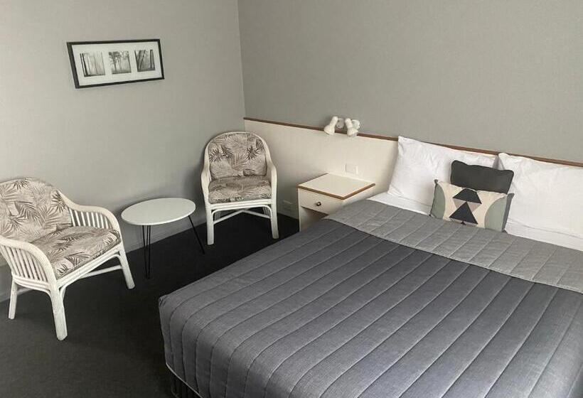 经济房, Tumbarumba Motel & Elms Restaurant