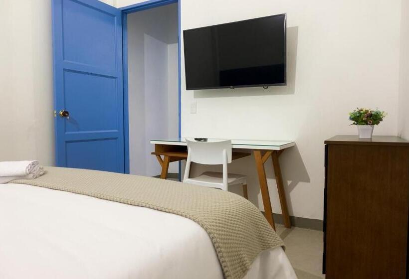 جناح جونيور, Azulado Jericó