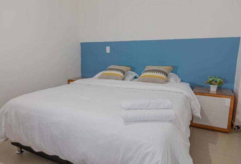 شقة غرفة واحدة, Azulado Jericó