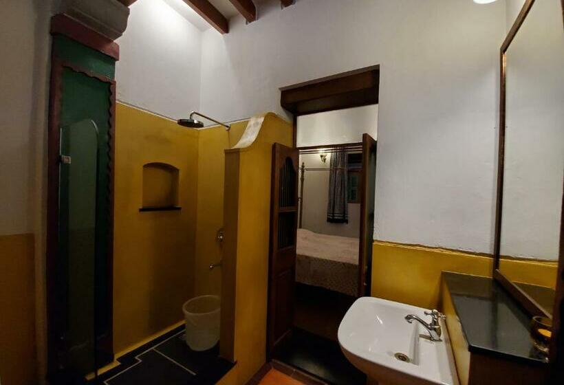 اتاق استاندارد, Kariappa House