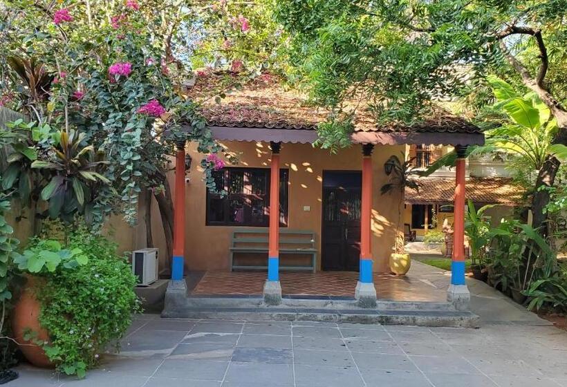 اتاق استاندارد یک نفره, Kariappa House