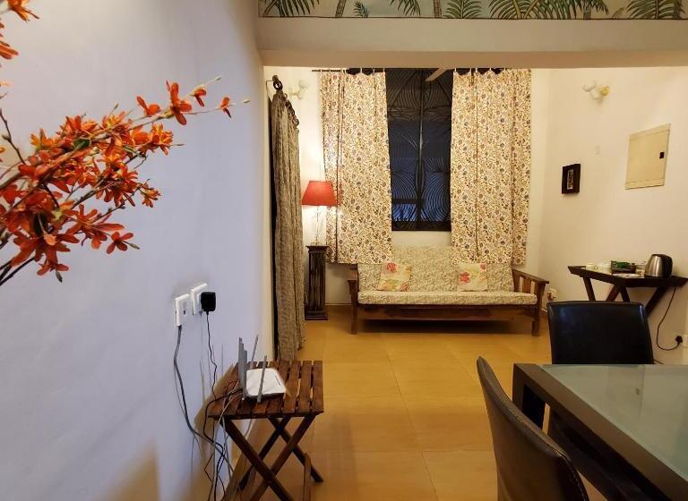 חדר יחיד נוף לגינה, Kariappa House