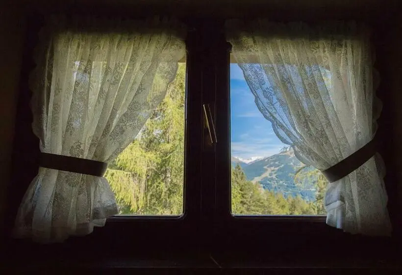 マウンテンビュースタンダードルーム, Albergo Al Forte