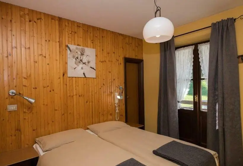バルコニー付きスタンダードルーム, Albergo Al Forte