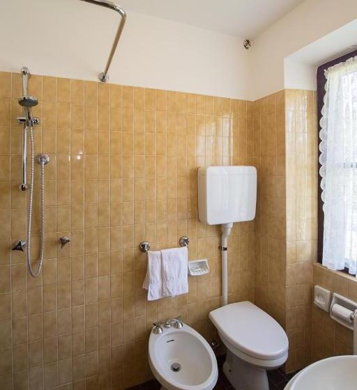 اتاق استاندارد یک نفره, Albergo Al Forte