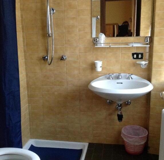 バスルーム共有のシングルスタンダード, Albergo Al Forte