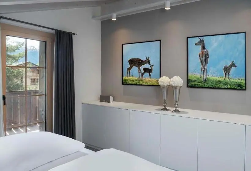 Suite 2 Chambres, Mischun
