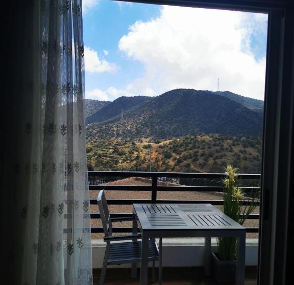 غرفة ديلوكس, Rosemary