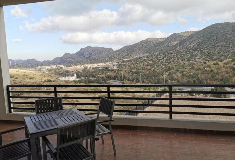 شقة غرفة واحدة ذات إطلالة, Rosemary