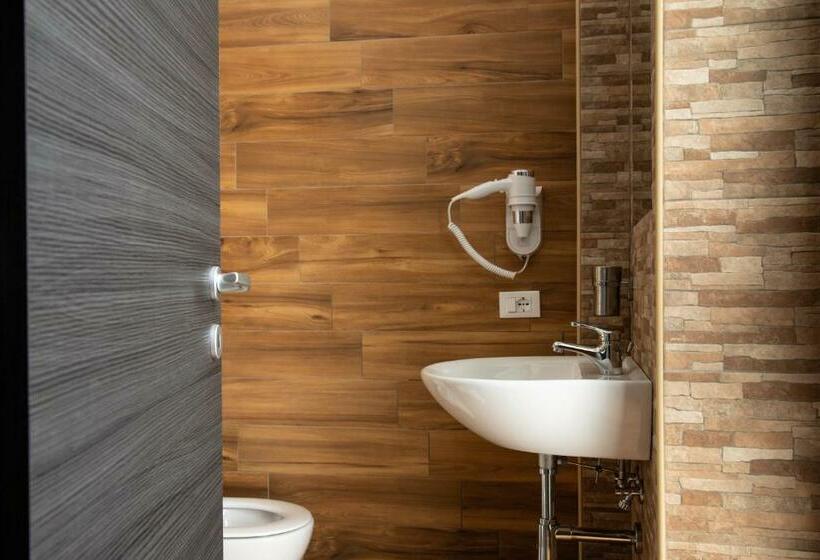 Четырехместный Номер Стандарт, Cairóly Rooms