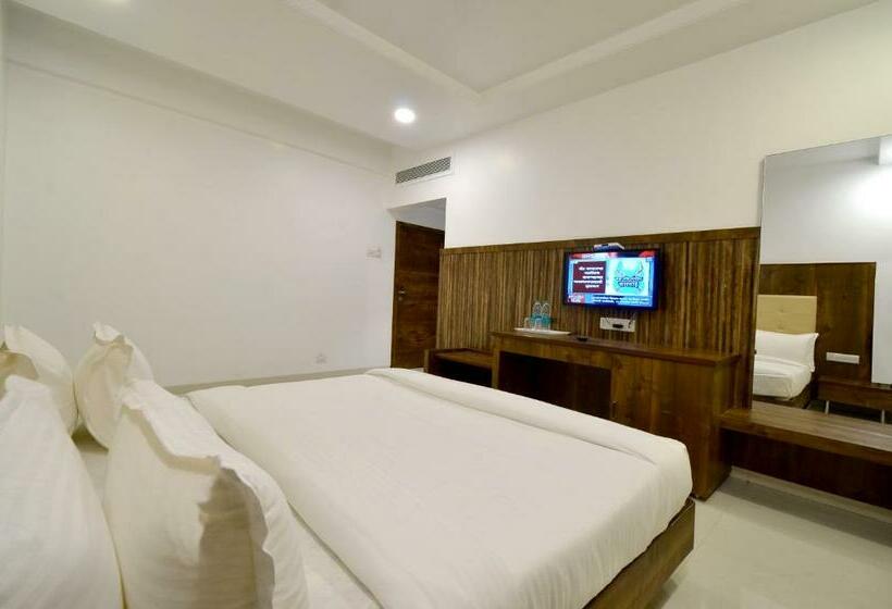 غرفة ديلوكس سرير كينج, Dwarka Park