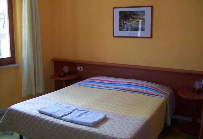 غرفة قياسية, Bed & Breakfast   Anselmi M&m