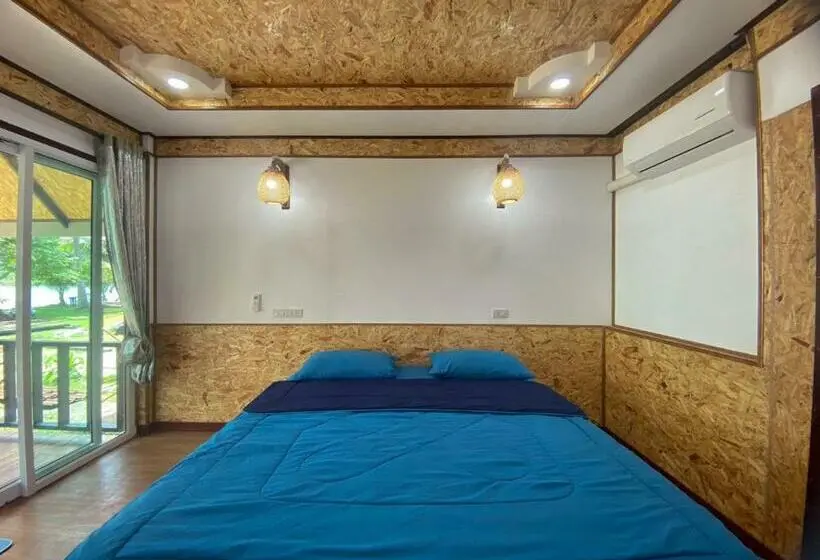 オーシャンビューのスタンダードバンガロー, Sunrise House