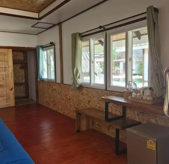 家族用バンガロー, Sunrise House