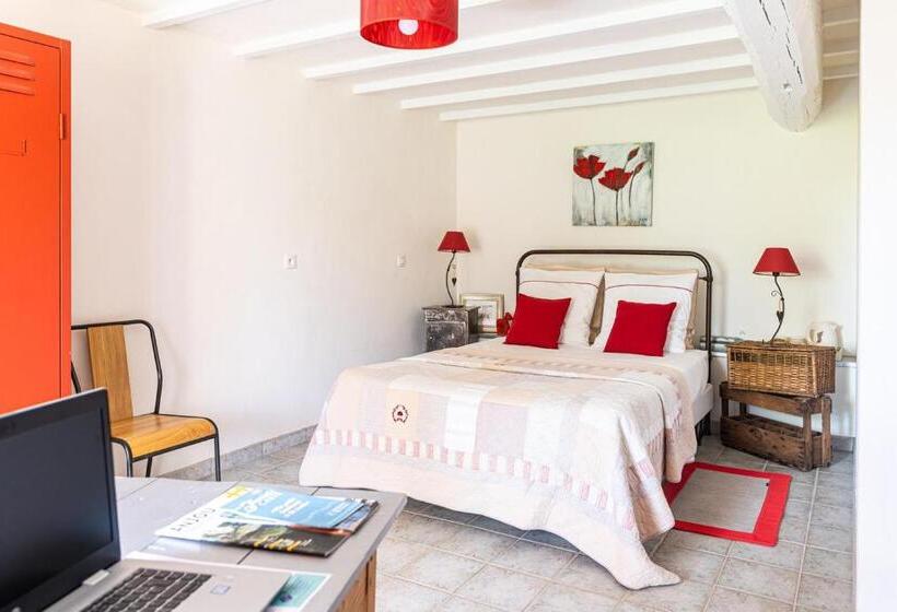 トリプルクラシックルーム, Le Clos Du Piheux