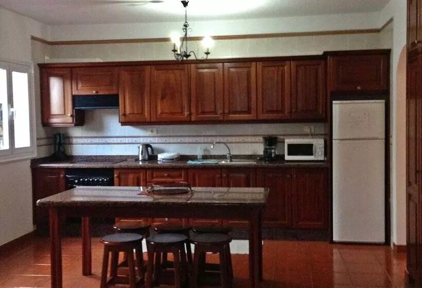 Superior-huoneisto 2 Makuuhuonetta, Apartamentos Los Verodes