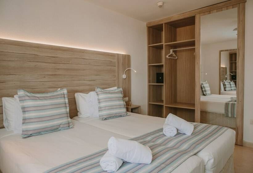 プールビューの１ベッドルームプレミアムアパートメント, Aparthotel Playa del Sol - Adults Only
