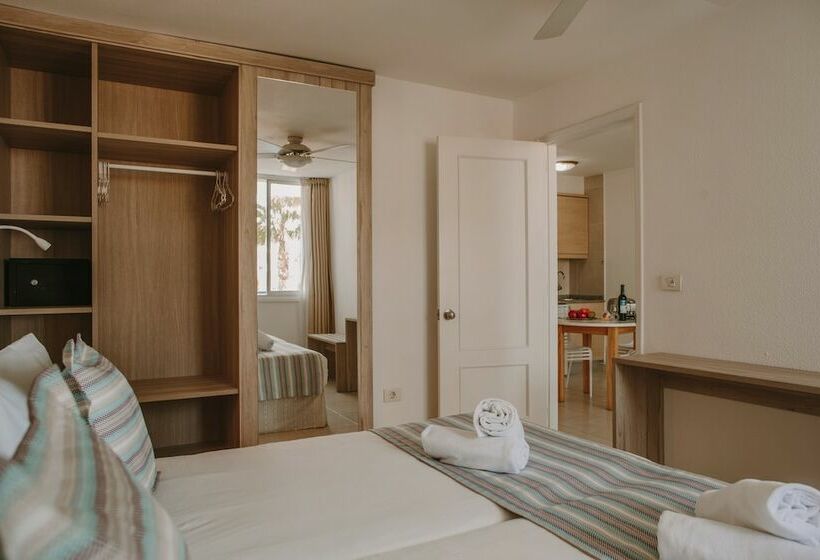 プールビューの１ベッドルームプレミアムアパートメント, Aparthotel Playa del Sol - Adults Only