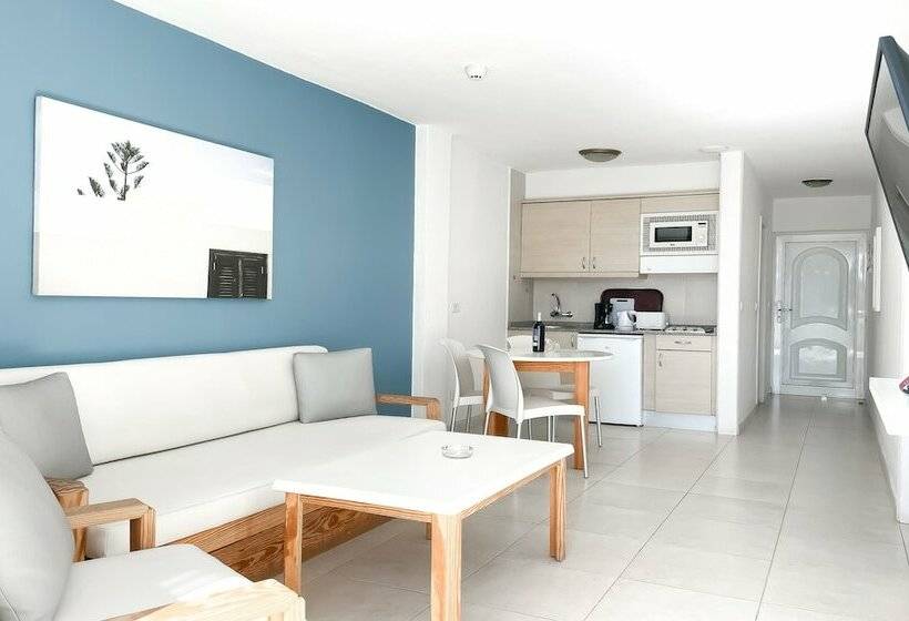 プールビューの1ベッドルームプレミアムアパートメント, Aparthotel Playa del Sol - Adults Only