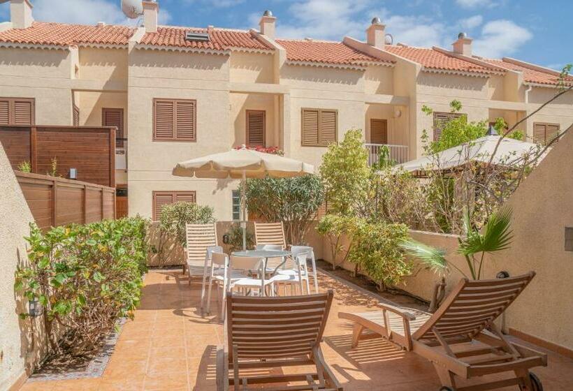 ویلای 3 خوابه, Coral Compostela Beach