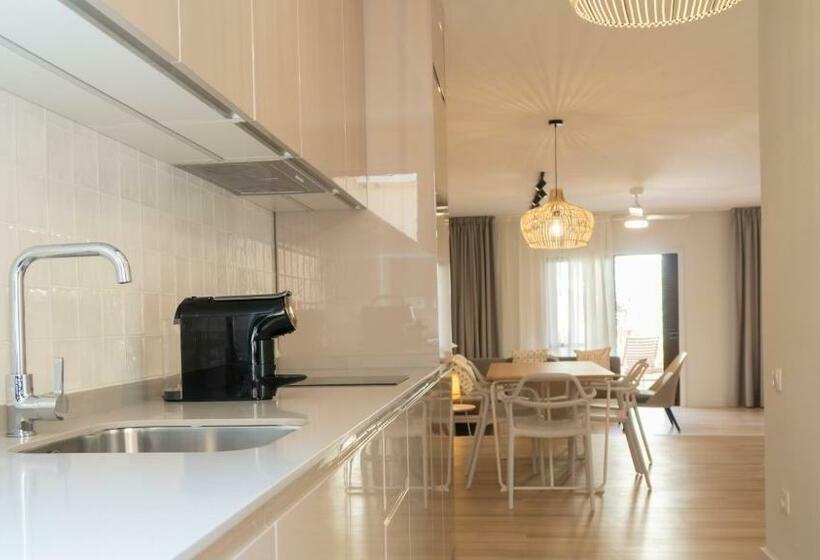 ویلای 3 خوابه, Coral Compostela Beach