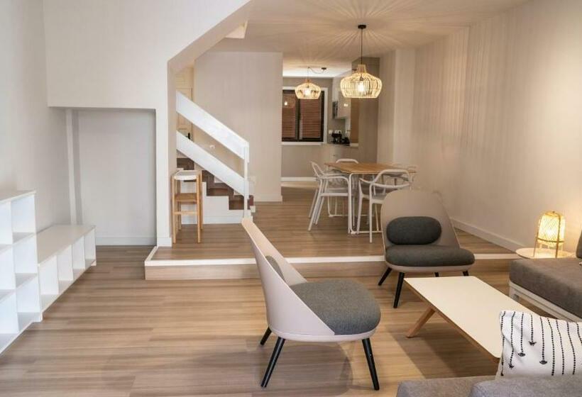 ویلای 3 خوابه, Coral Compostela Beach