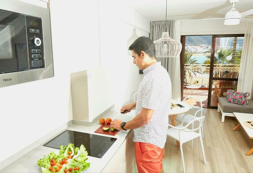 آپارتمان 1 خوابه با چشمانداز دریا, Coral Compostela Beach